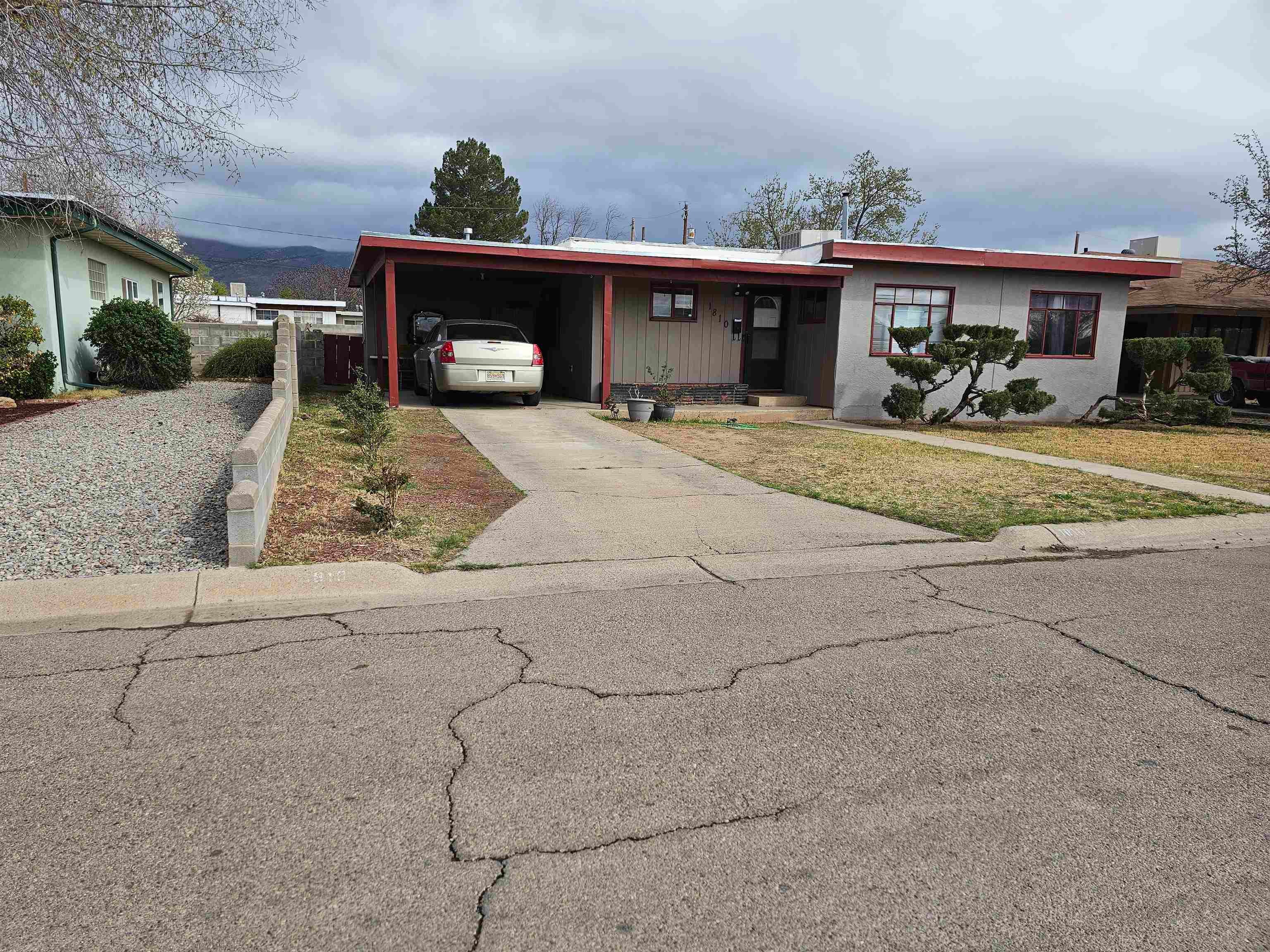 SFR located at 1810 Moor PL