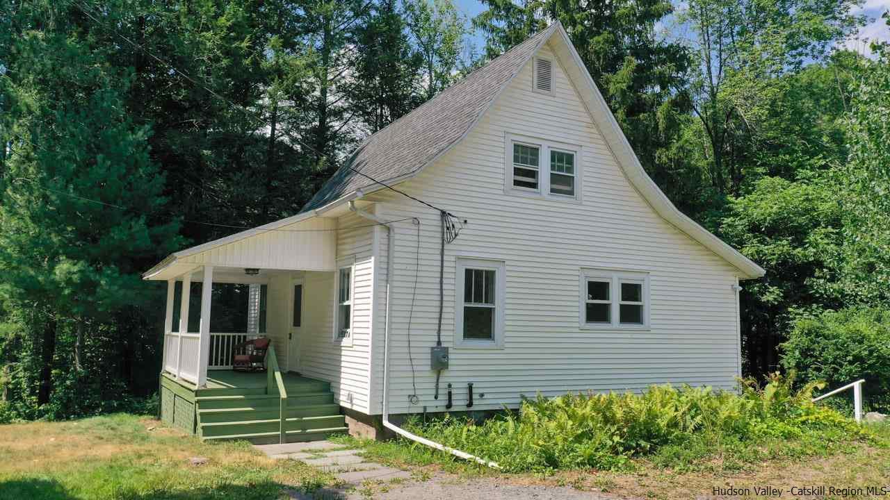 Local Real Estate — Coldwell Banker Village Green Realty