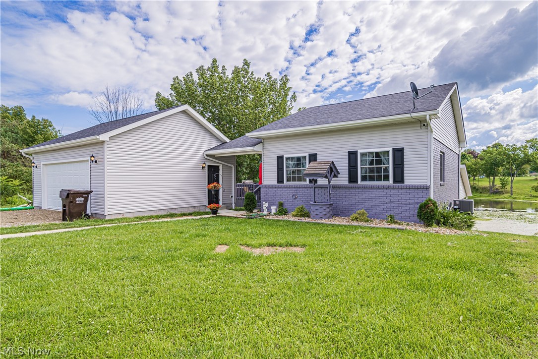 Shelly Chavez CENTURY 21 Asa Cox Homes Ashtabula, OH