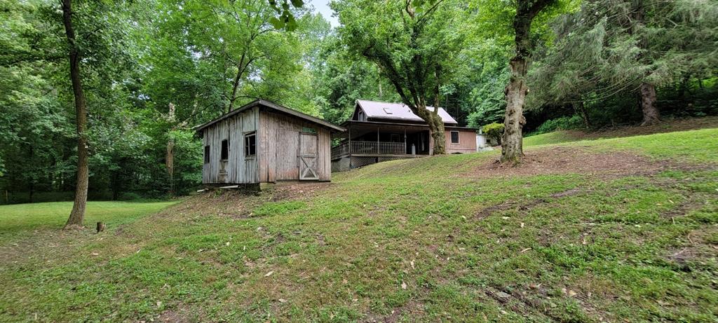 SFR located at 3 Polk Hollow