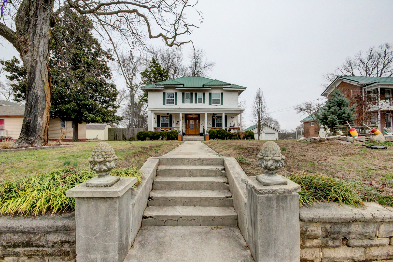 812 E 7TH ST, HOPKINSVILLE, KY — MLS 1794789 — ERA