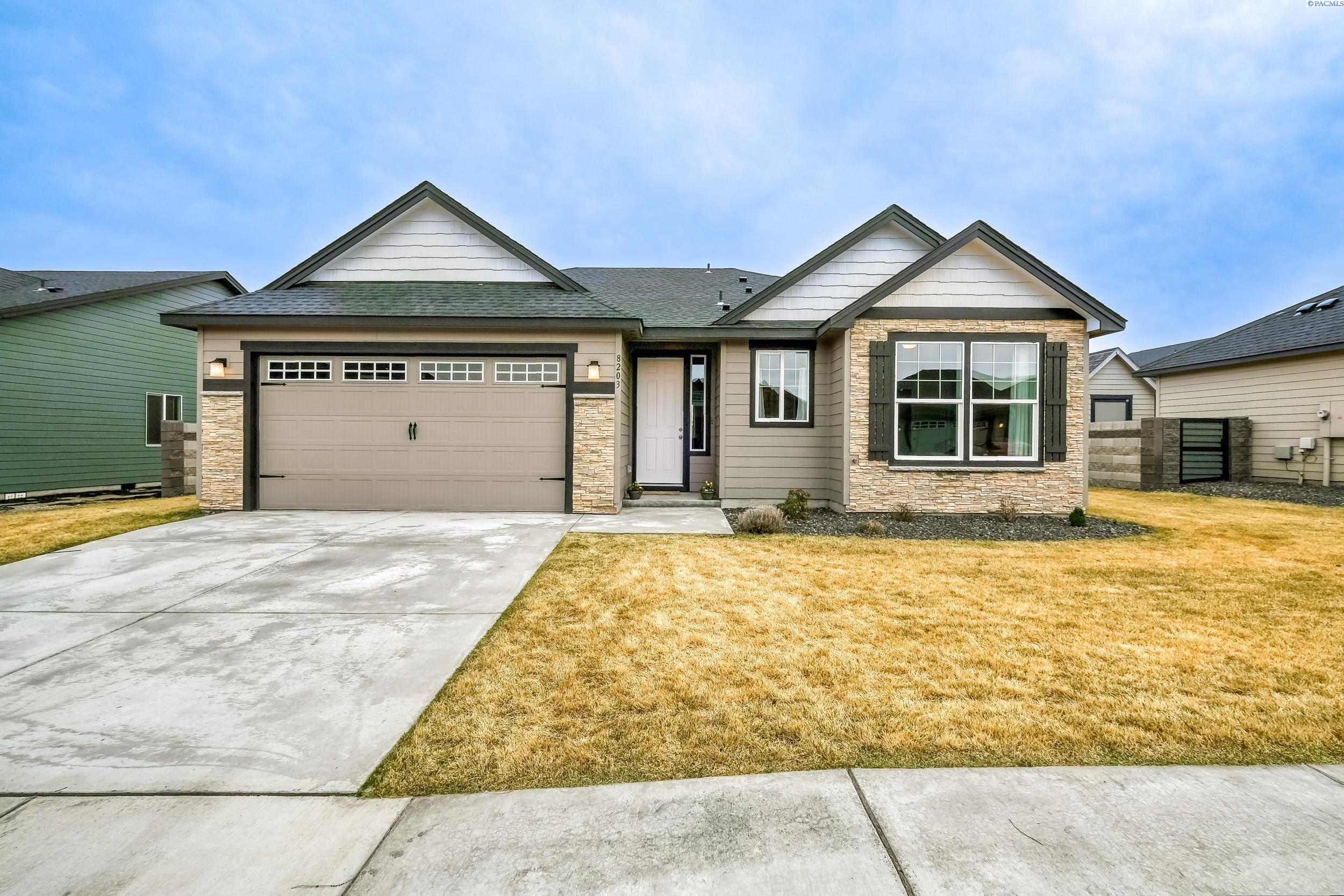SFR located at 8203 Cardinal Peak St.