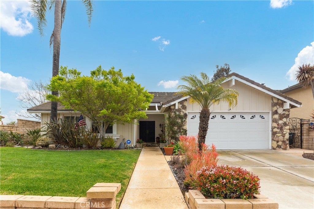 SFR located at 29206 Bobolink Drive