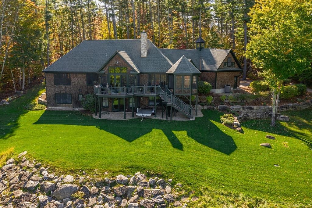 SFR located at 290 Meredith Neck Road #S06/2D