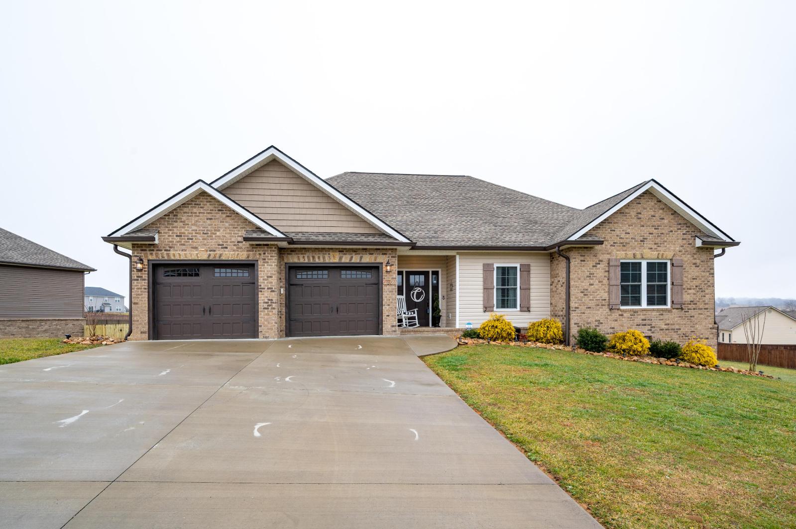 Cameron Wood CENTURY 21 Legacy Johnson City, TN