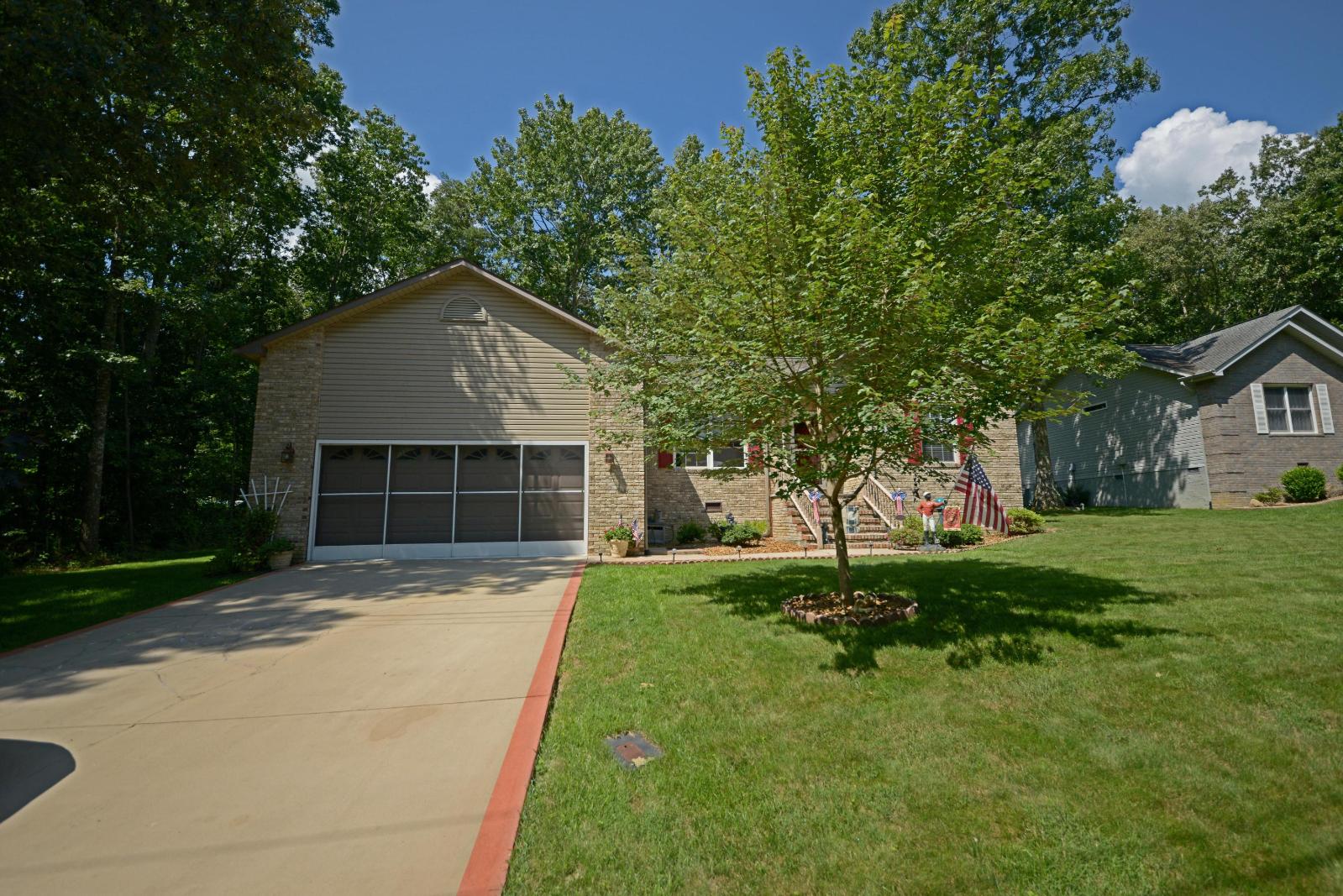 Mike Albin of Better Homes and Gardens Real Estate Gwin Realty in