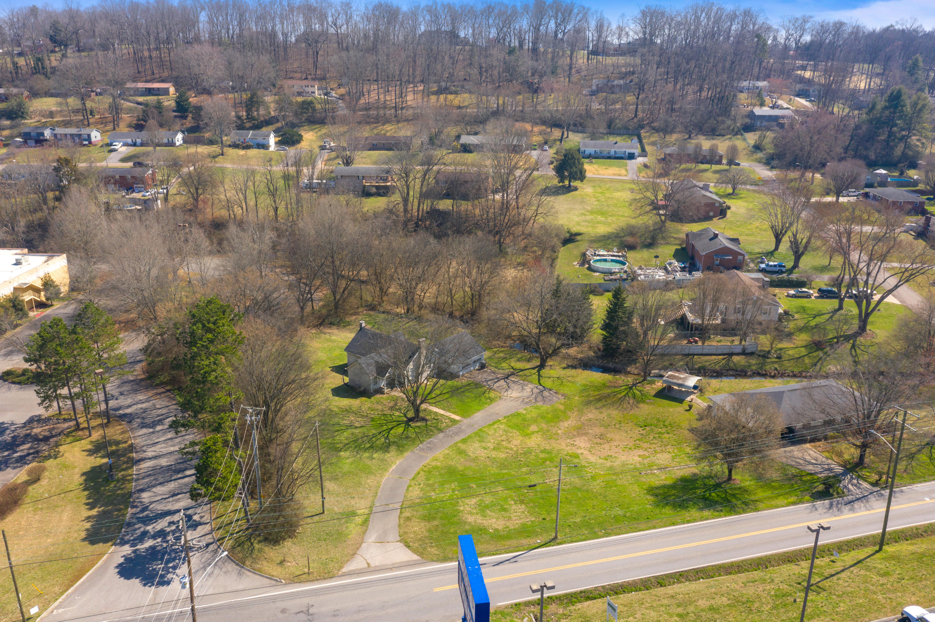 4926 Millertown Pike, Knoxville, TN — Coldwell Banker