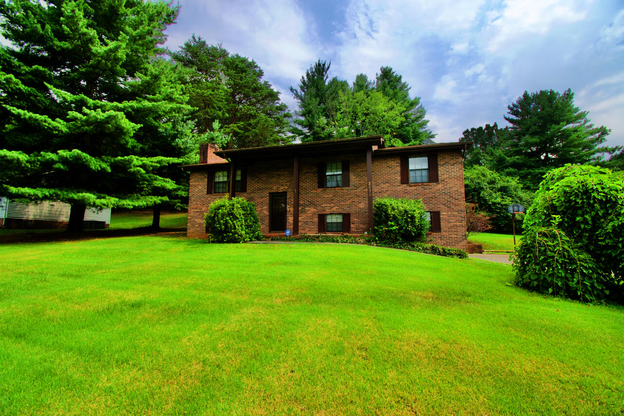 Kathy Parker of Coldwell Banker Nelson Realtors