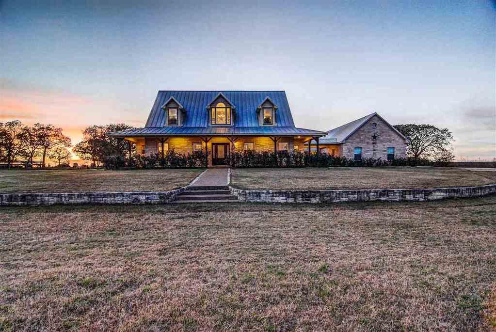 457 Sutherland Rd, Axtell, TX — MLS 172889 — CENTURY 21 Real Estate