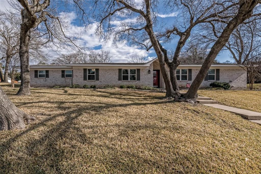 Whitney Ellis Of Coldwell Banker Apex Realtors