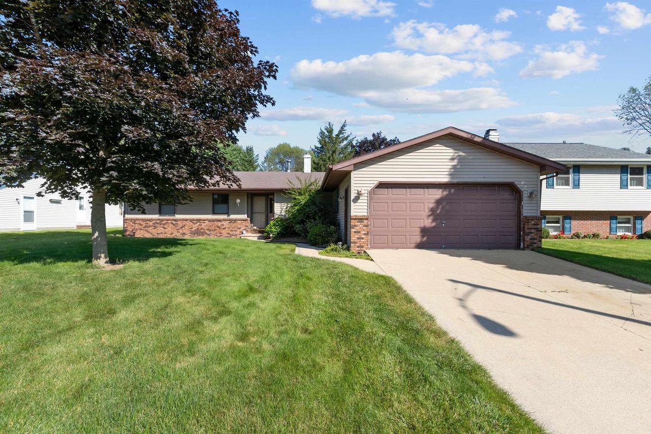 3417 N MARIAH LANE, Appleton, WI — Coldwell Banker