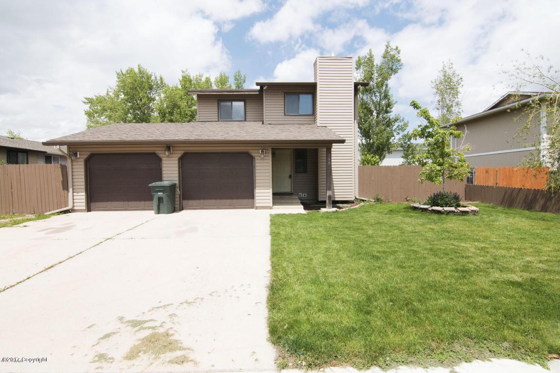 308 W LAUREL ST, GILLETTE, WY — MLS 17_1736 — ERA