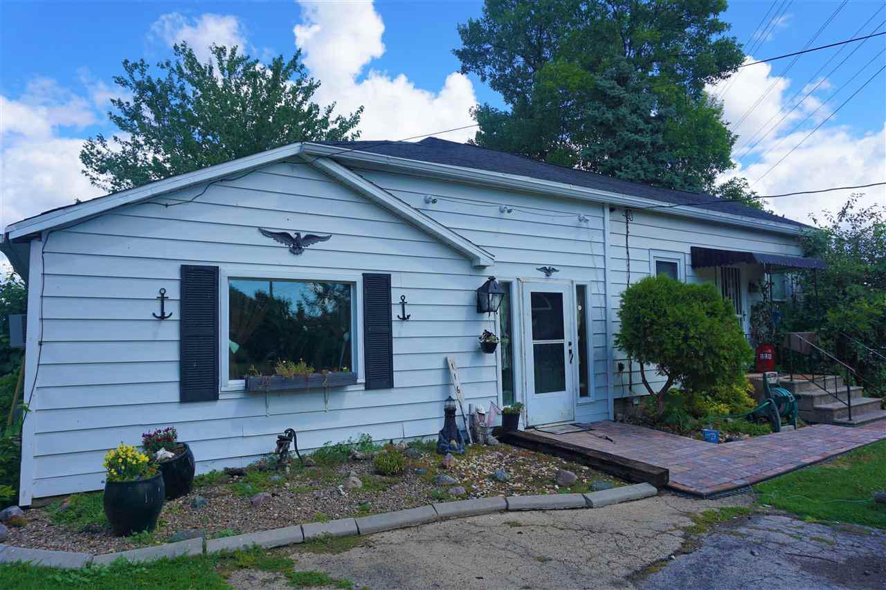 116 Fox Street Menasha Wi Coldwell Banker